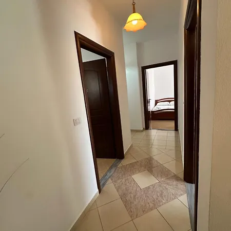 Riviera بيت ضيافة كساميل